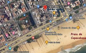 Apartamento Em Copacabana Na Quadra Da Praia
